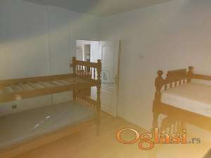 Kuća, Mali mokri lug, smeštaj za radnike, 75 m2