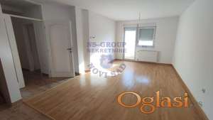 Trosoban stan na Novoj Detelinari