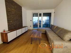 Izdaje se nov, neuseljavan stan + parking, Bulevar Evrope / Patrijarha Pavla