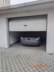 Uknjižena garaža Salajka Branka Radičevića