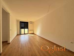 Nov, useljiv, na gradnici Telepa i Limana