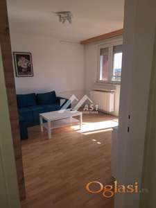 Izdajem lep komforan jednosoban stan u Centru blizu FTNA !!! ID#6188