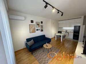 Lux opremljen stan sa parking mestom, nadomak Limana 4