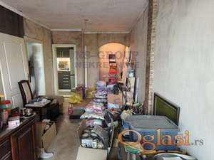 Cara Dušana, 49m2 -biće renoviran  065/448-4648
