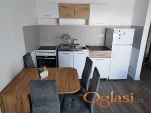 ODMAH USELJIV 33 M2 jednoiposoban stan -CENA 30.000 dinara