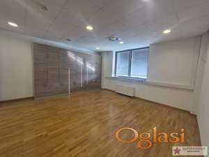 Novi Beograd, Bežanijska kosa, Partizanske avijacije, 330m2