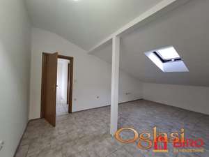 Dupleks stan - Nova Detelinara