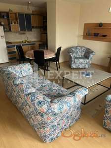 Izdaje se odličan stan u Magdon zgradi, 59m2!