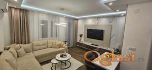 LEP STAN U ZREANJANINU