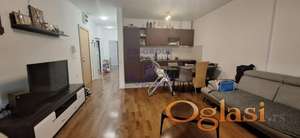 Nekretnina na mirnoj lokaciji na Adicama -75m2