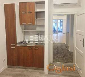 Centar(Dorćol),Cara Dušana,54m2,2.0-sa izlogom #4343