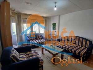Izdaje se trosoban stan pored pijace Boško Buha, 69m2