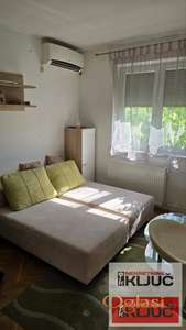 PODBARA, 24m2, Garsonjera nadomak Kvantaške pijace