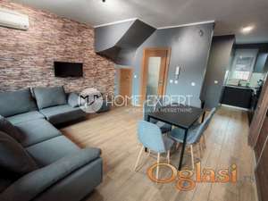 PETROVARADIN - KARAGAČA - 73.00 m2