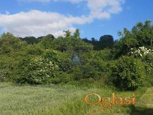 Odličan plac na svega nekoliko kilometara od Novog Sada.