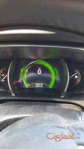 Prodaja reno Megan limuzina