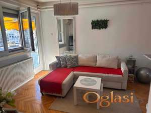 NAMESTEN JEDNOIPOSOBAN STAN KOD SAJMA