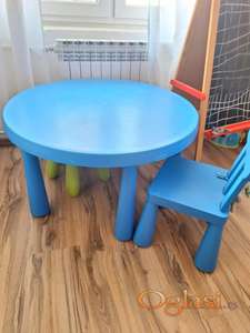 IKEA dečiji sto Mammut + gratis stolica