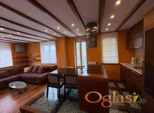  MODERAN JEDNOIPOSOBAN STAN NA GRBAVICI