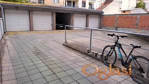 Garaza sajam Bulevar Toplice Milana