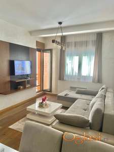 IZDAJEM STAN NA ZLATIBORU NA DUZI PERIOD