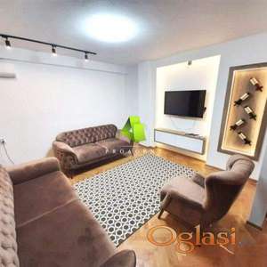 Renoviran trosoban stan na odličnoj lokaciji kod Narodnog pozorišta ID#7405