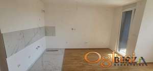 NOVA KOMFORNA GARSONJERA NA TELEPU, NADOMAK BULEVARA PATRIJARHA PAVLA I KRUŽNOG TOKA