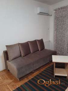 GARSONJERA, FUTOŠKA PIJACA, 200evra