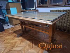 Sto od slavonskog hrasta u retro stilu