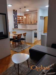 Stan na super lokaciji-Futoška pijaca-450e