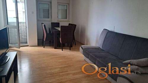 Dvosoban 44m2 Bulevar Evrope