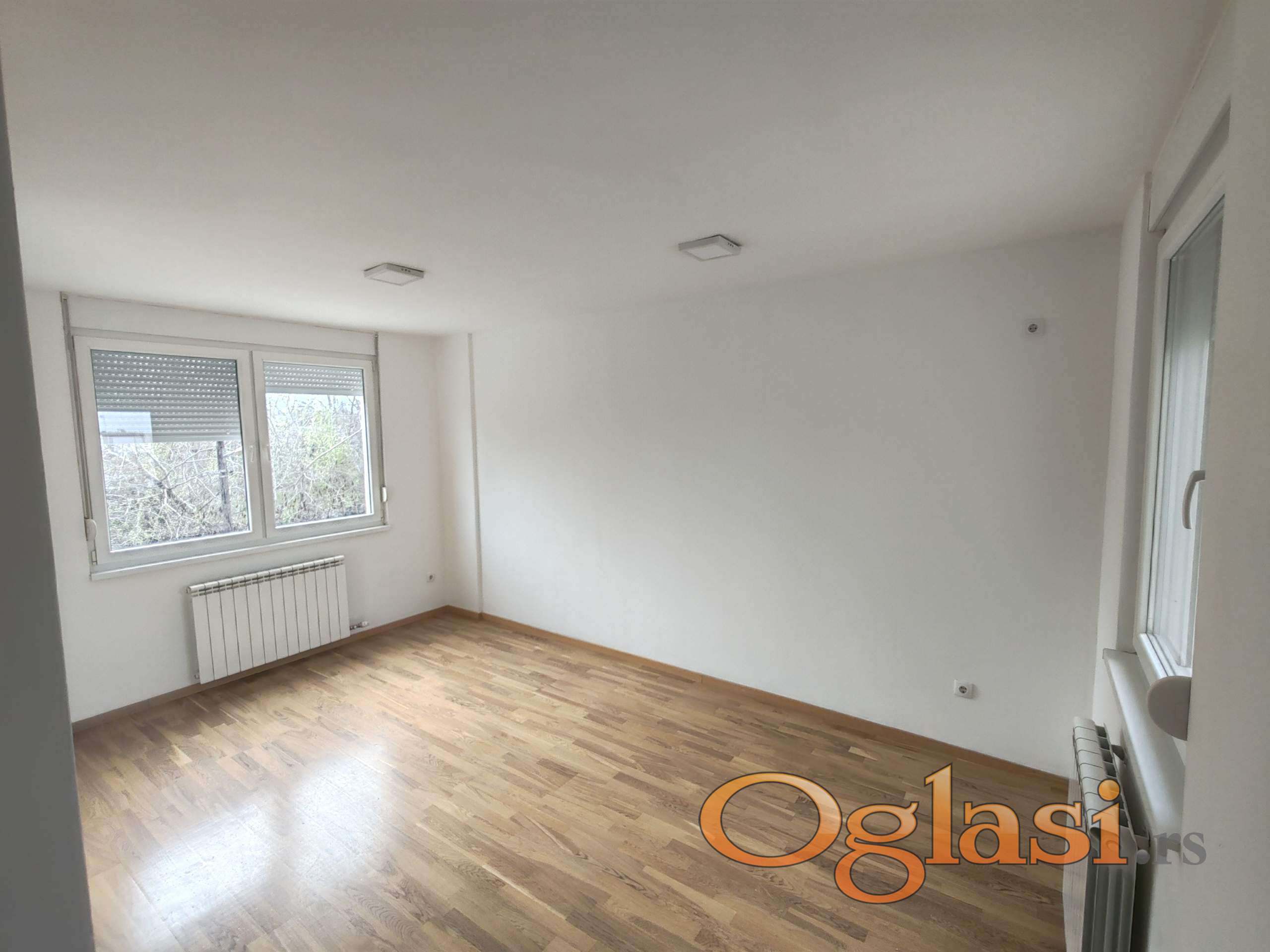 Izdajem jednoiposoban stan na Telepu — fotografija