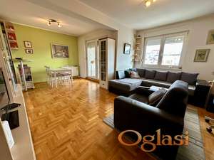 Dupleks u novijoj zgradi na Grbavici sa parking mestom u ceni!