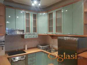 Kompletno namešten dvosoban stan