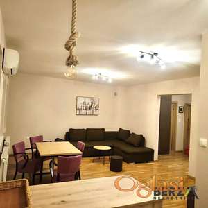  MODERNO OPREMLJEN TROSOBAN STAN NA PODBARI 