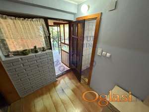 Prizemna kuća od 142m² na placu od 496m²!