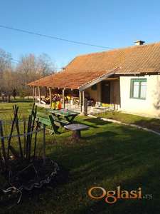 Vikend kuća u Konjuši