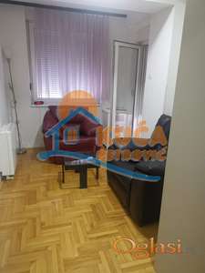 Izdaje se stan na Bulevaru Nemanjića