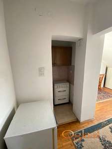 Izdajem garsonjeru na Grbavici