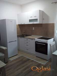 Nov stan potpuno opremljen