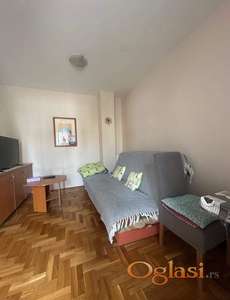 NOVA DETELINARA IZDAJE SE JEDNOIPOSOBAN NAMEŠTEN STAN