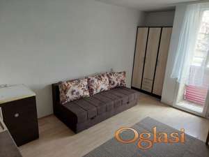 Odmah useljiva garsonjera u Kornelija Stankovića