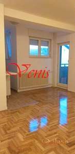 Bulevar oslobođenja - ul.Kosančić Ivana 42 m2 – 200 Evra USELJIV ID#1365