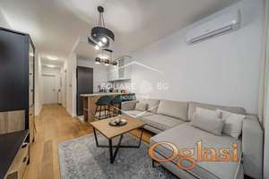 Vukov spomenik,2.0 namešten ID#5252