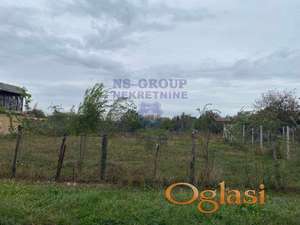 Odličan gradjevinski plac u Žablju.