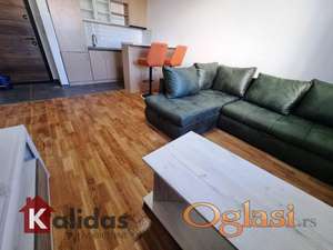 odmah useljiv - nov - 39m2+parking mesto