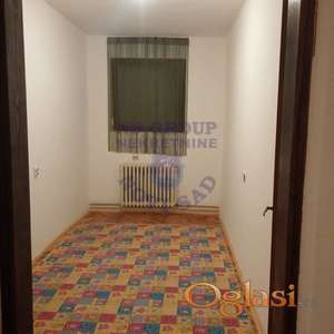 Izdaje se prizemlje kuće u Petrovaradinu