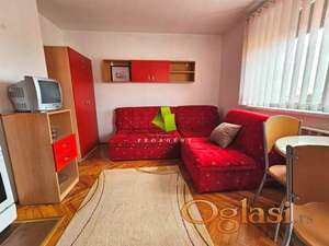 Retko u ponudi-garsonjera sa stvarima na Panteleju ID#7361