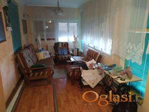 Prizemna kuca u Rakovcu!