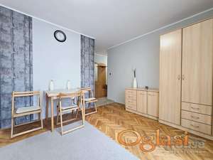 NOVI SAD - CENTAR - 29m2 - 300 evra